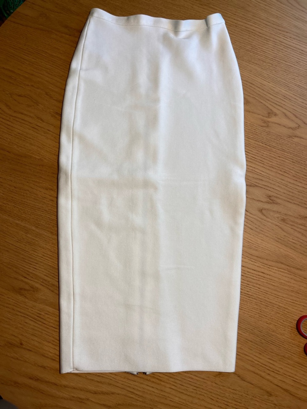 Herve Leger x Forever21 White Midi Pencil Skirt - Timeless High-Waist Style
